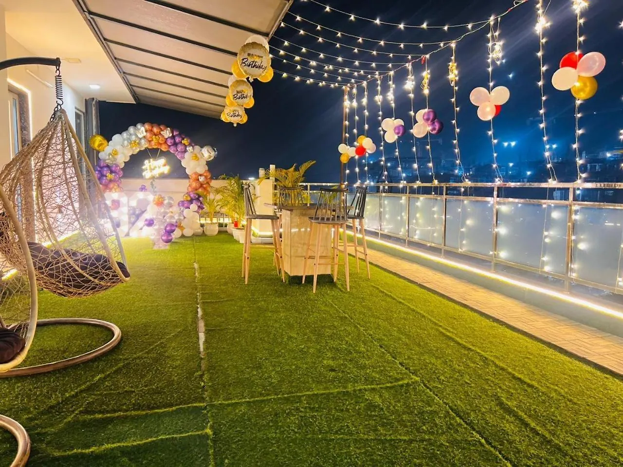 Hotel Greysky Near Medanta Hospital Gurgaon 3*,