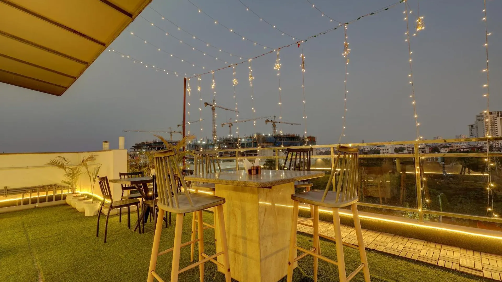 Hotel Greysky Near Medanta Hospital Gurgaon